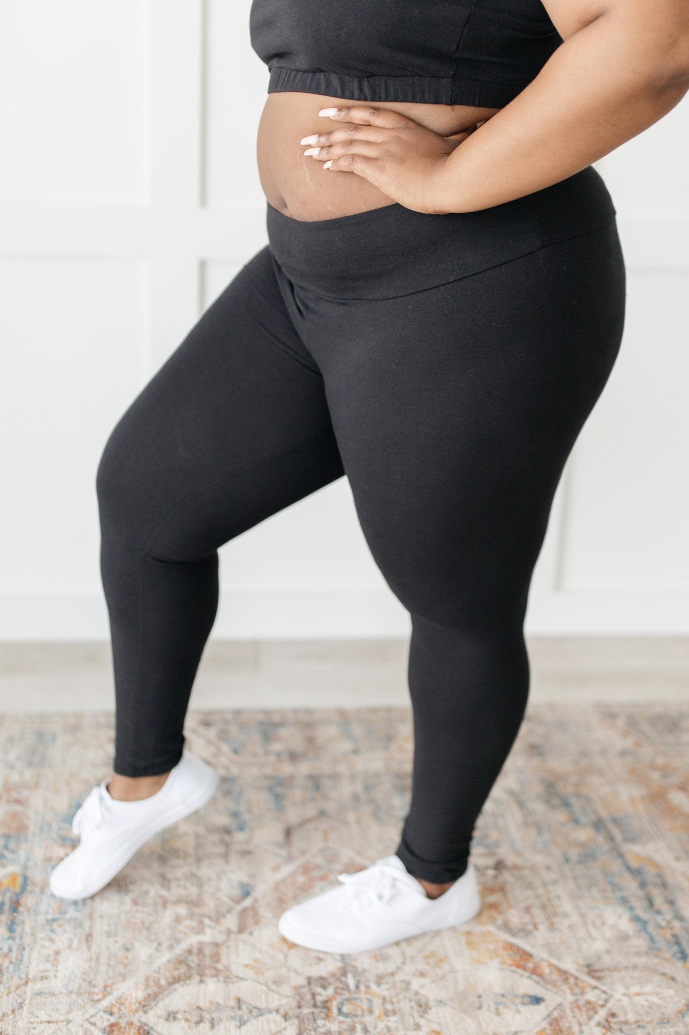 Lucy Lounging Leggings in Black