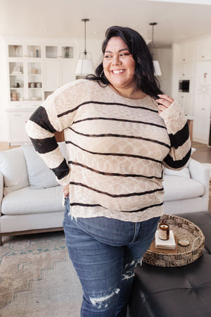 Storyteller Sweater In Taupe