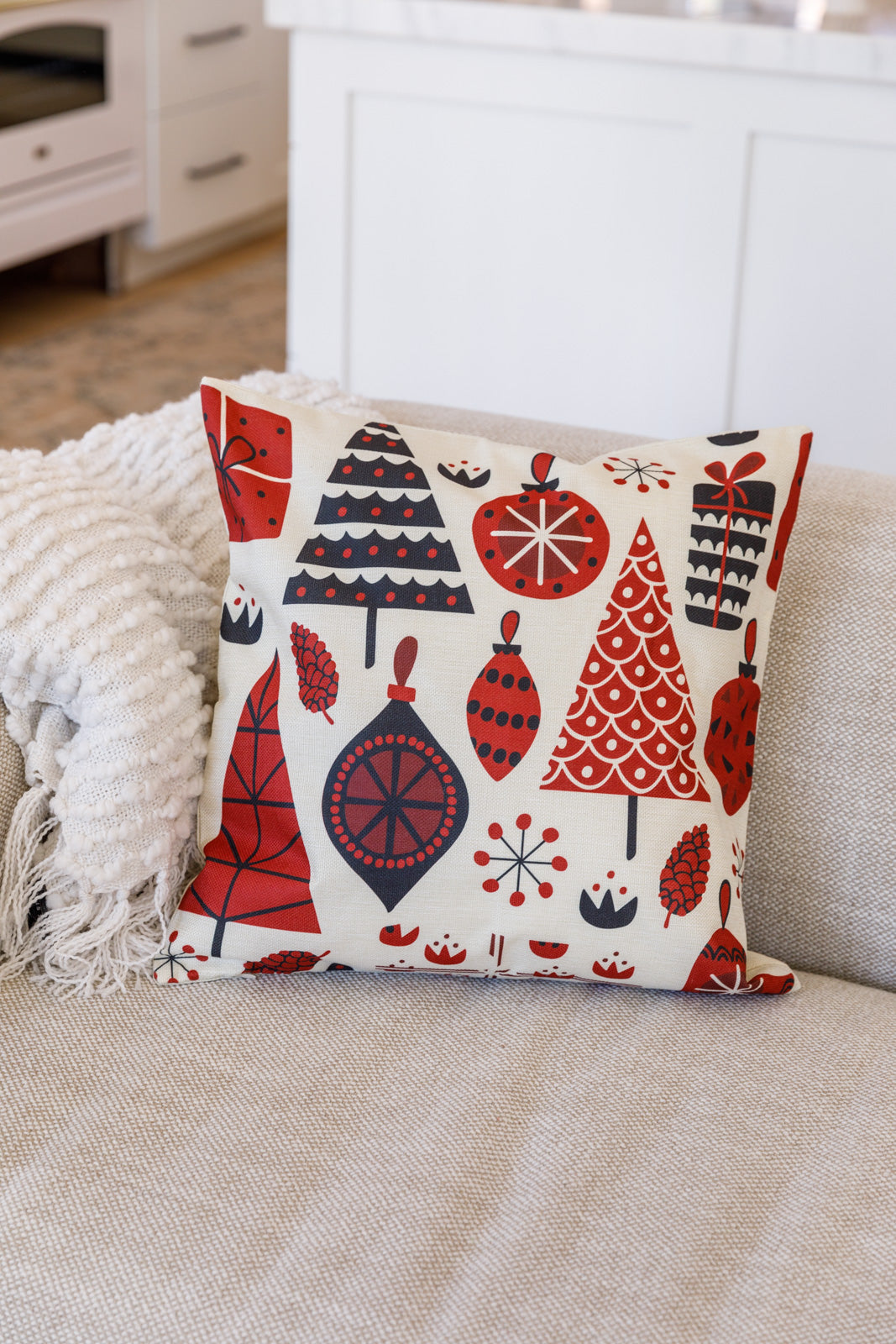Trees & Ornaments Pillow Case